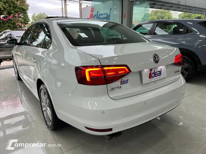 JETTA 2.0 TSI HIGHLINE 211CV GASOLINA 4P TIPTRONIC