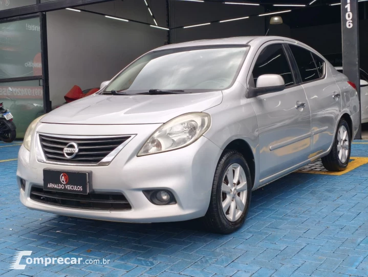 VERSA SL 1.6 16V Flex Fuel 4p Mec.