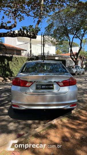 CITY 1.5 LX Sedan 16V