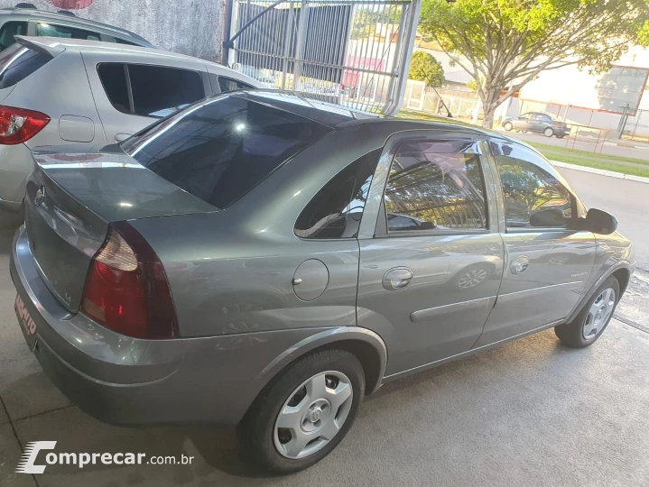 Corsa 1.4 Mpfi Premium Sedan 8V Flex 4P Manual