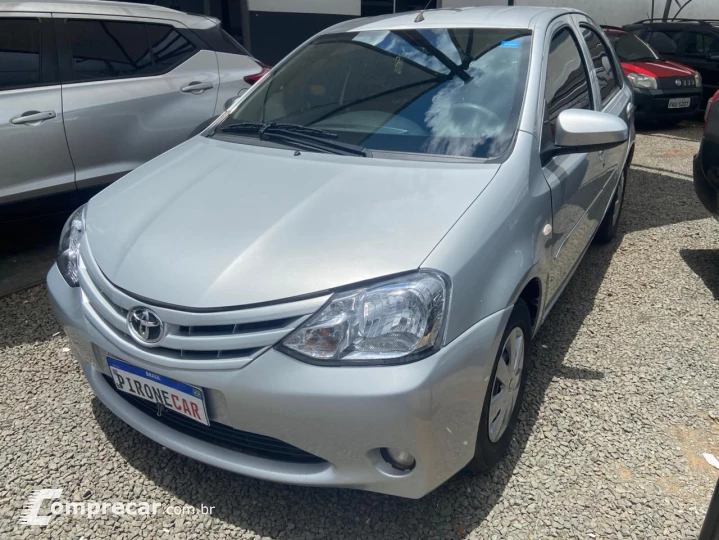 ETIOS 1.5 X Plus Sedan 16V