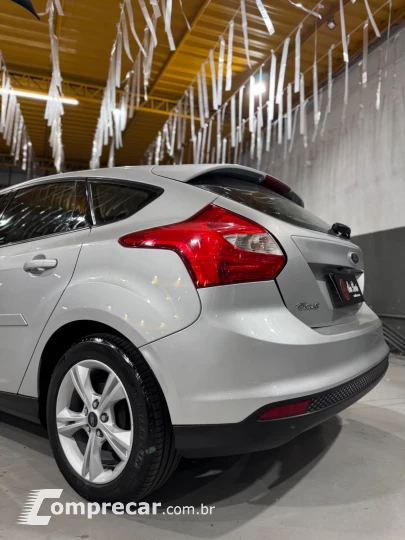 FOCUS 1.6 SE Plus 16V