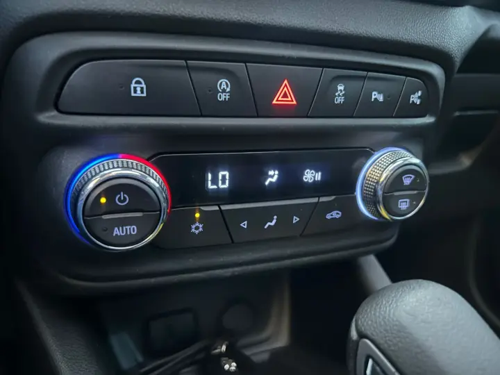 TRACKER Premier 1.2 Turbo 12V Flex Aut.