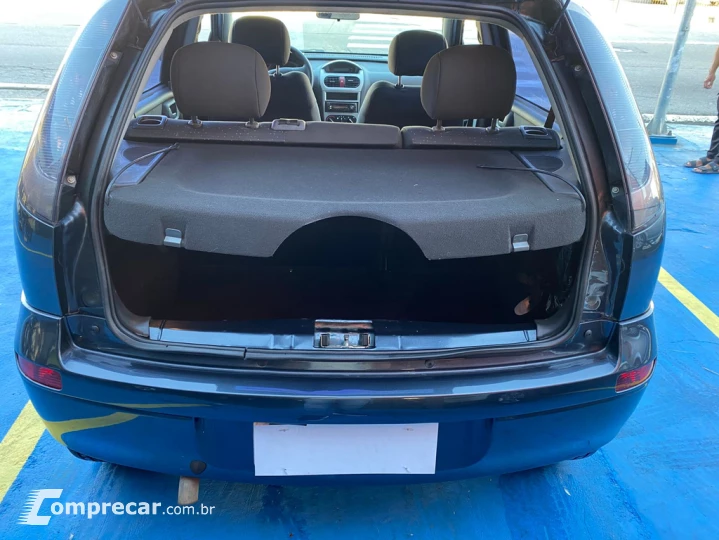 Corsa Hatch