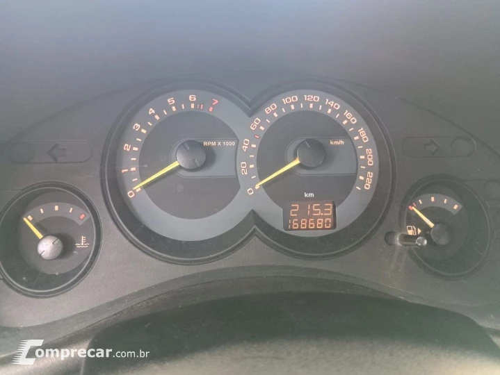 Classic Sedan 1.0 4P SPIRIT