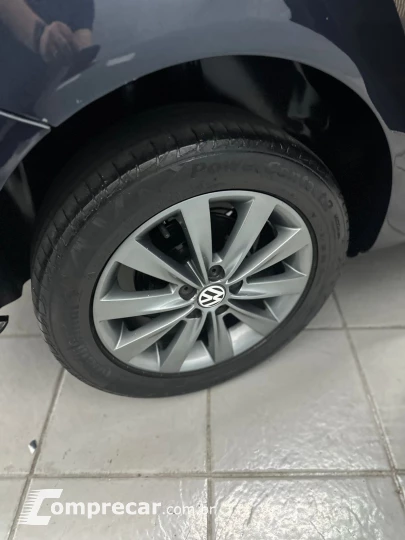 SPACEFOX  SPORTLINE/HIGHLINE 1.6 T.Flex