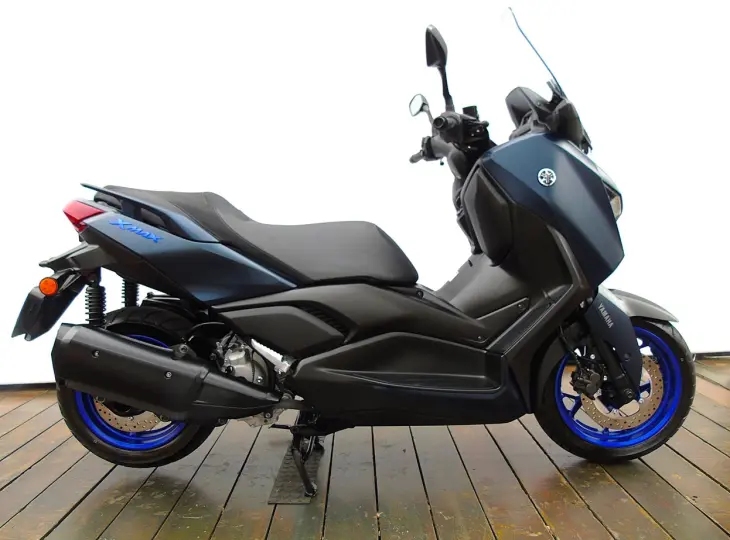 YAMAHA XMAX 250 CONNECTED ABS