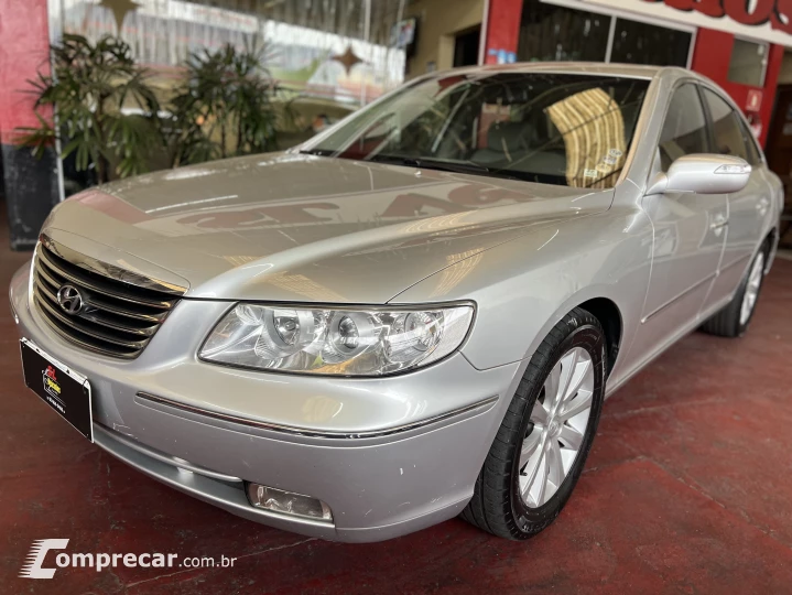 AZERA 3.3 MPFI GLS Sedan V6 24V