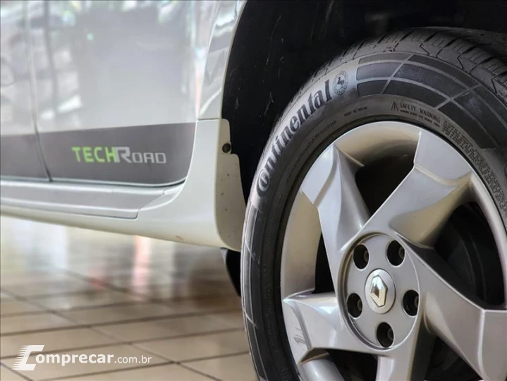 DUSTER 2.0 Tech Road II 4X2 16V