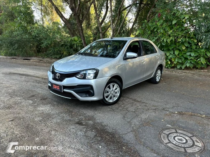 ETIOS 1.5 X Plus Sedan 16V