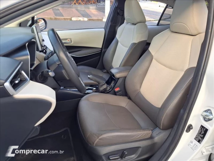 COROLLA 1.8 VVT-I Hybrid Altis Premium