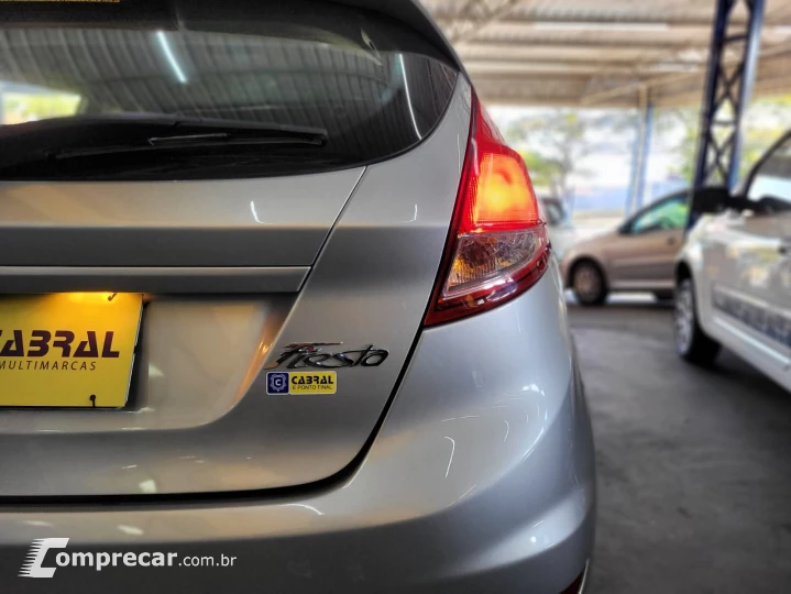 FIESTA 1.6 SE Plus Hatch 16V