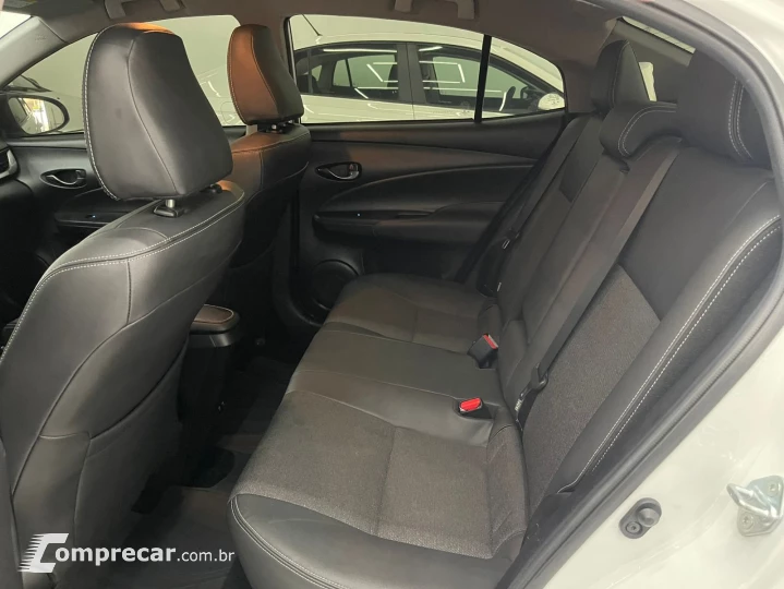 YARIS 1.5 16V Sedan XS Connect