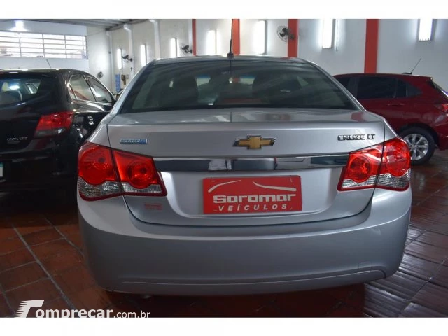 CRUZE SEDAN - 1.8 LT 16V 4P AUTOMÁTICO