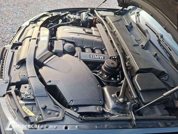 330I 3.0 Motorsport Sedan 24V Gasolina 4P Automático