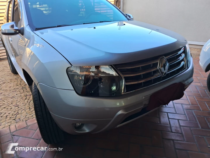 DUSTER 2.0 Tech Road 4X2 16V