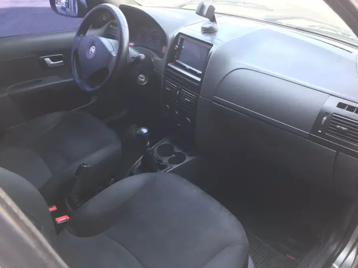 SIENA 1.0 MPI EL 8V