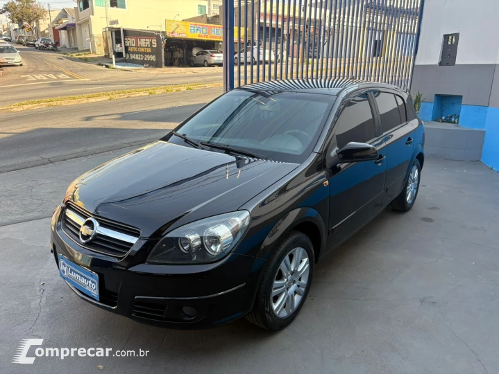 VECTRA 2.0 MPFI GT Hatch 8V