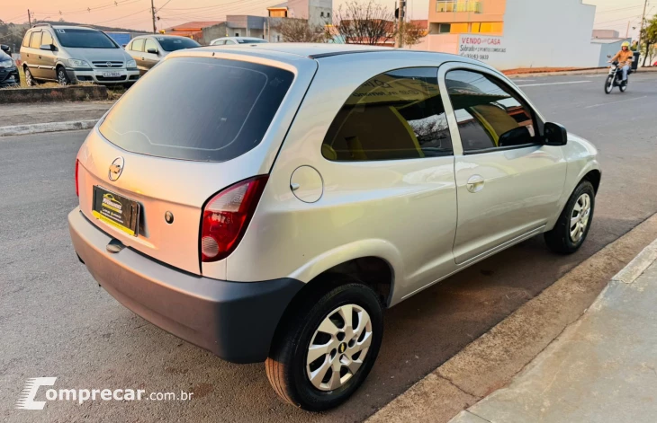 CELTA 1.0 MPFI Life 8V