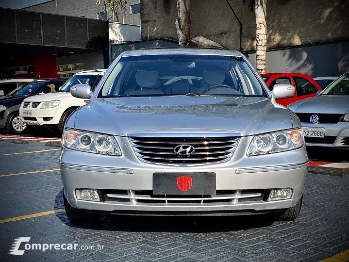 AZERA 3.3 MPFI GLS Sedan V6 24V