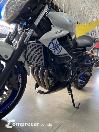 XJ6 N