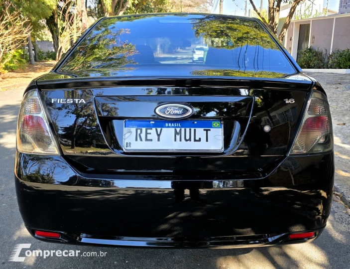 FIESTA 1.6 Rocam Sedan 8V