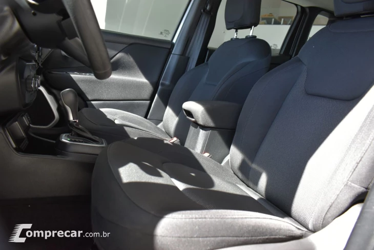 Renegade 1.8 16V 4P FLEX AUTOMÁTICO