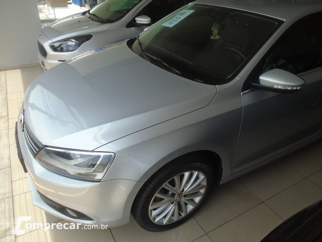 JETTA 2.0 TSI Highline 200cv