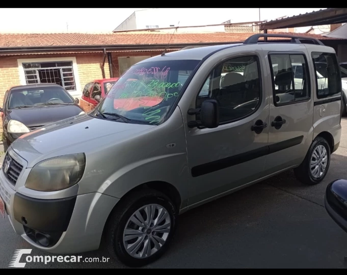 Doblo 1.8 16V 4P FLEX ESSENCE 7 LUGARES