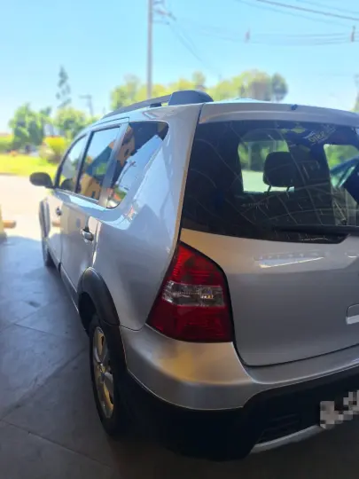 LIVINA 1.8 SL X-gear 16V