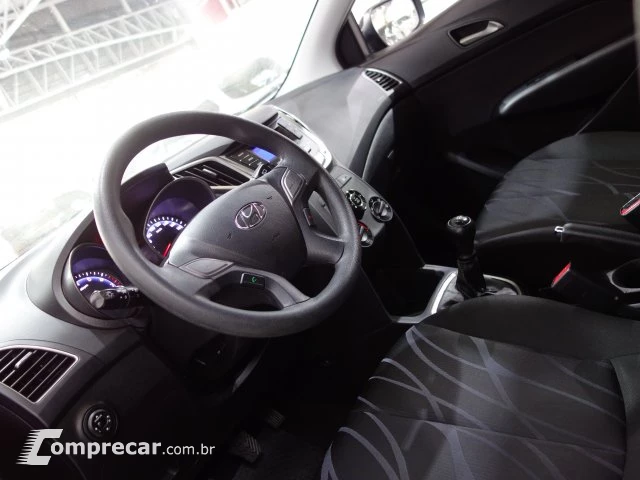 HB20 - 1.0 COMFORT 12V 4P MANUAL