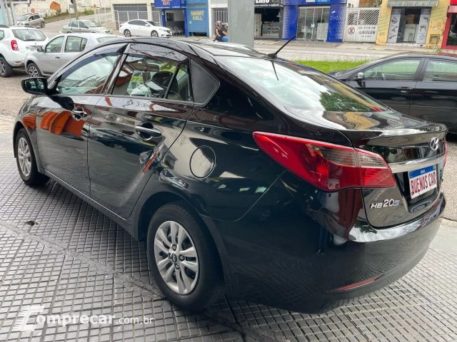 HB20S - 1.6 COMFORT PLUS 16V 4P MANUAL