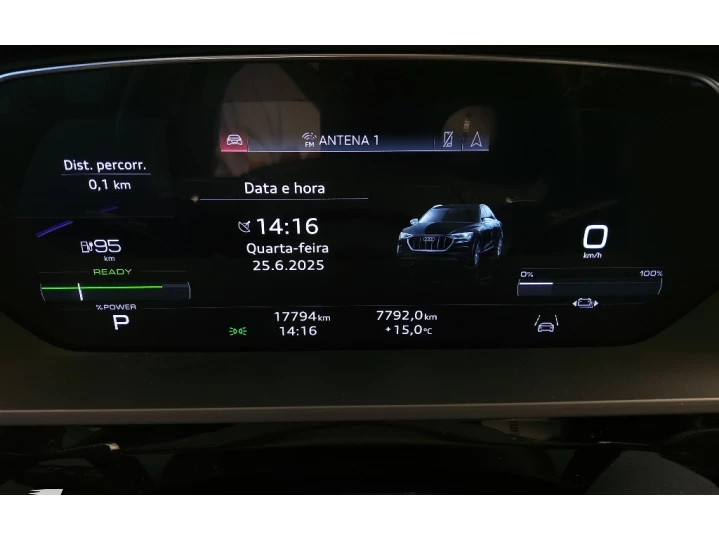 E-TRON ELÉTRICO SPORTBACK PERFORMANCE BLACK