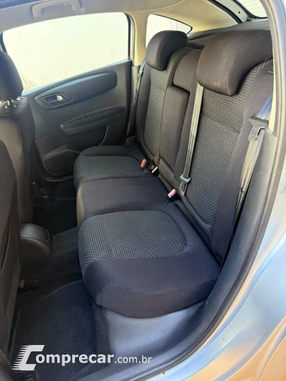 C4 1.6 GLX Flex Hatch