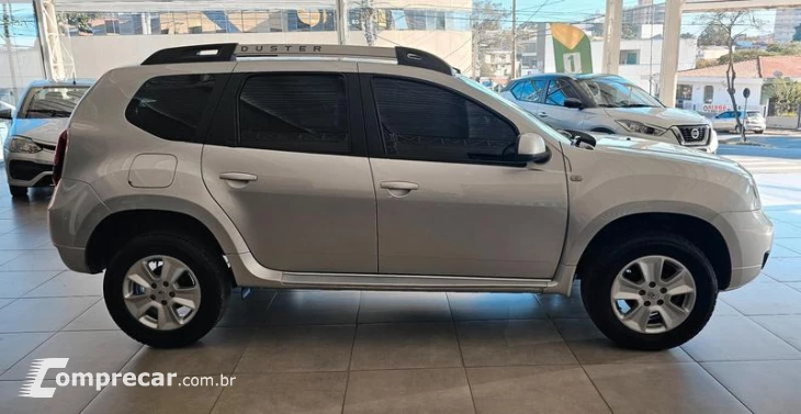 DUSTER 16 D 4X2