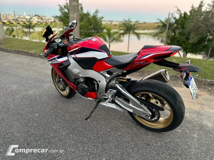 CBR 1000 RR FIREBLADE SP