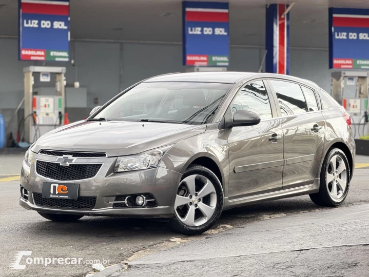 CRUZE HB Sport LT 1.8 16V FlexP. 5p Mec