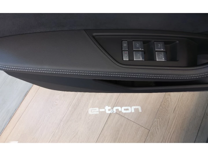 E-TRON ELÉTRICO SPORTBACK PERFORMANCE BLACK