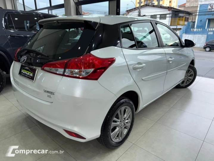 YARIS 1.5 16V XL