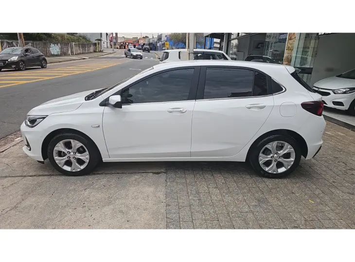 ONIX 1.0 TURBO FLEX PLUS PREMIER AUTOMÁTICO