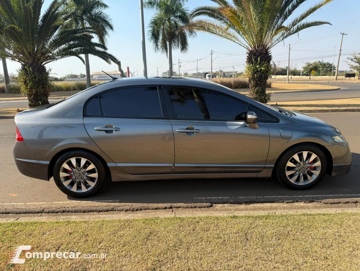 CIVIC 1.8 LXL 16V