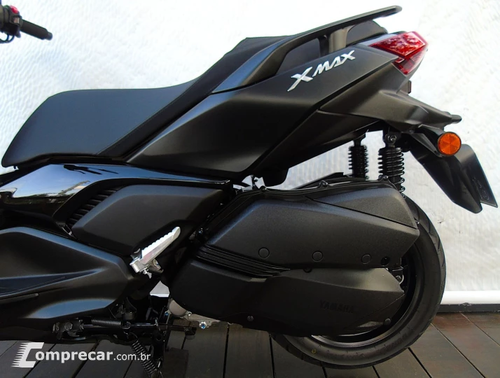 YAMAHA XMAX 250 CONNECTED ABS