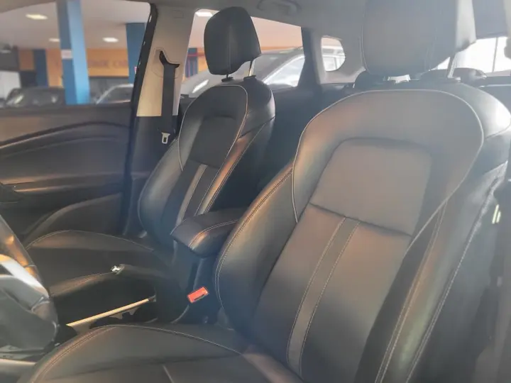 TRACKER Premier 1.2 Turbo 12V Flex Aut.