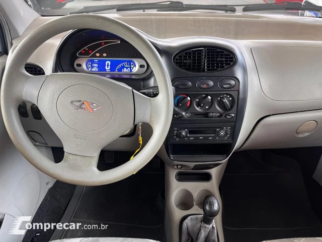 QQ - 1.1 MPFI 16V 4P MANUAL