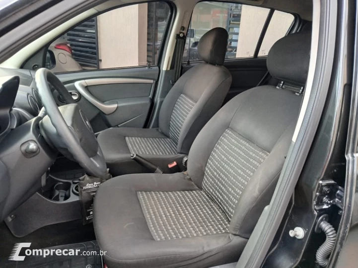 SANDERO