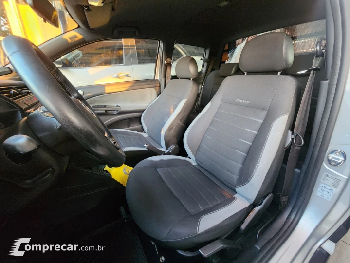SAVEIRO 1.6 Cross CD 16V