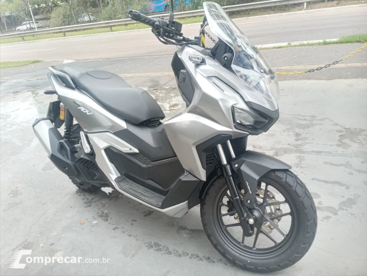 Adv 160 abs