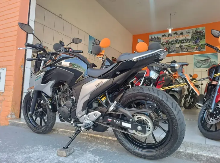 FAZER 250