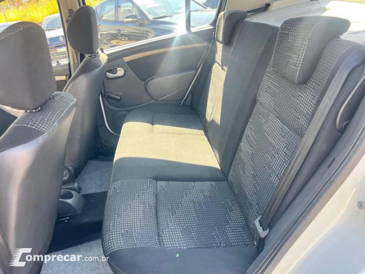 SANDERO EXP1016V