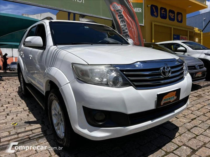 HILUX SW4 2.7 SR 4X2 16V